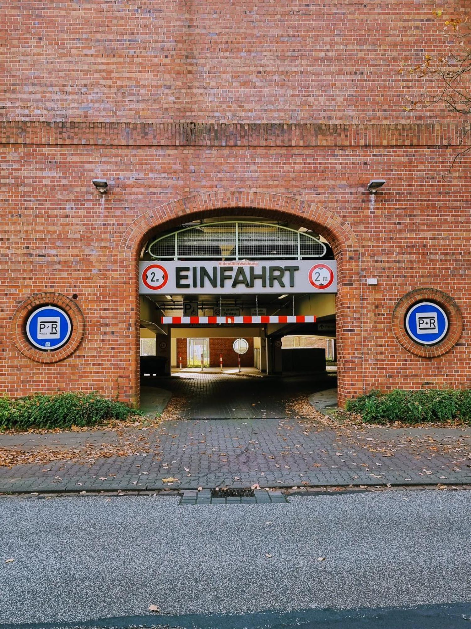 Have-A-Nice-Stay - Nahe Bahnhof Ahrensburg - 20 Minuten Nach Hamburg - Trotzdem Ruhig Gelegen - 6 Minuten Zu Fuss Ins Zentrum Ahrensburg - Modern Eingerichtet Dış mekan fotoğraf