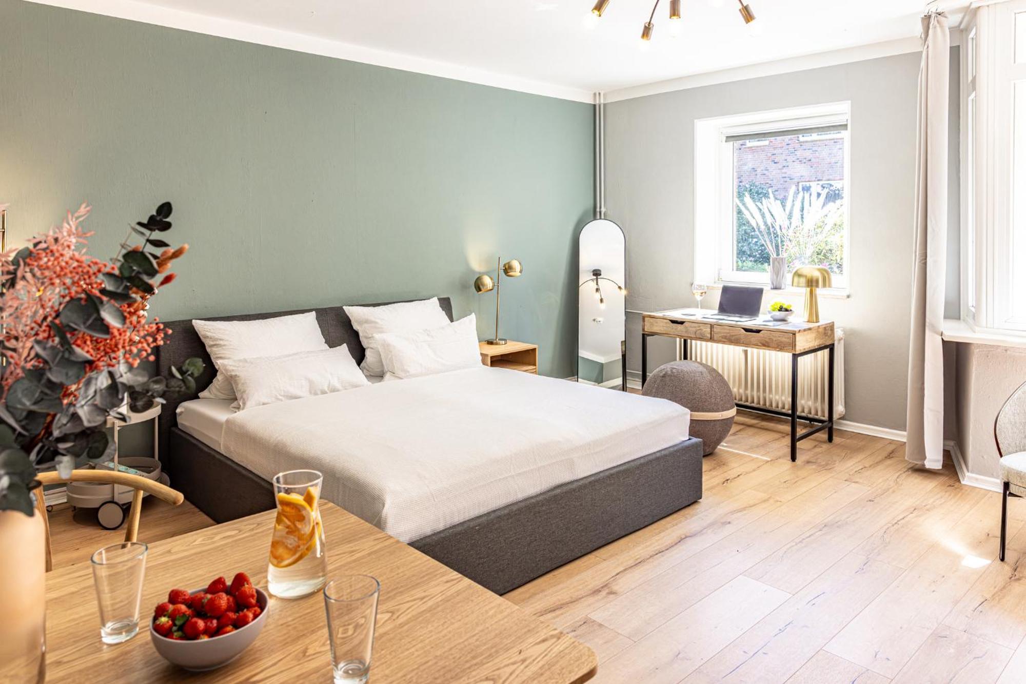 Have-A-Nice-Stay - Nahe Bahnhof Ahrensburg - 20 Minuten Nach Hamburg - Trotzdem Ruhig Gelegen - 6 Minuten Zu Fuss Ins Zentrum Ahrensburg - Modern Eingerichtet Dış mekan fotoğraf